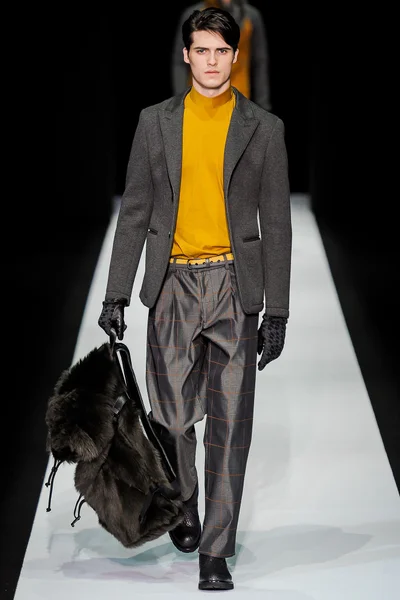 Look 55